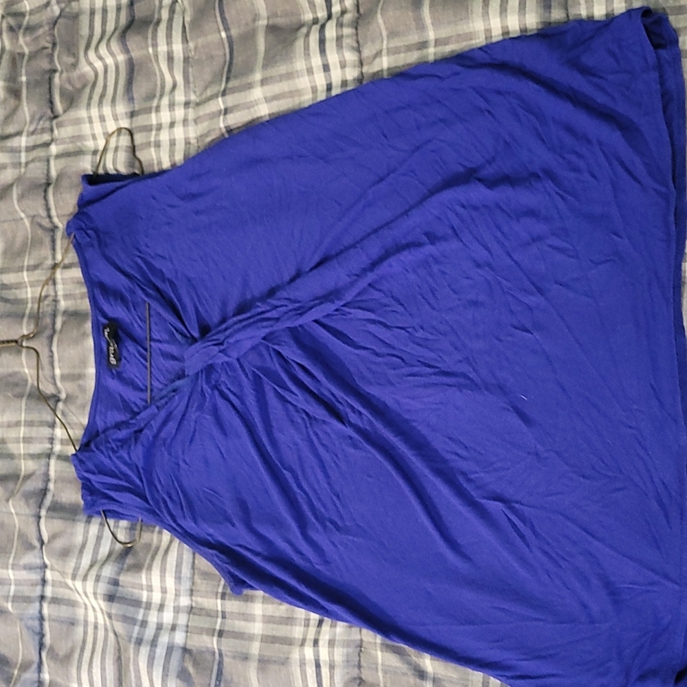 Blue dress shirt